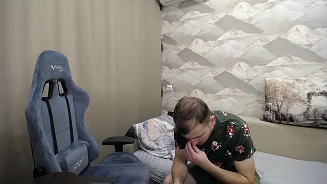 SerzhKorol1 online show from 10/21/25, 11:11