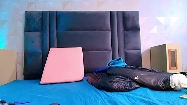 arletmss online show from 10/16/25, 03:07