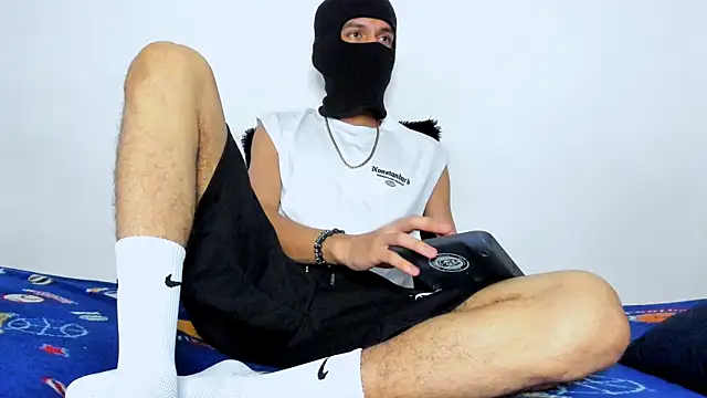 Samuel Suarez online show from 11/15/25, 01:58