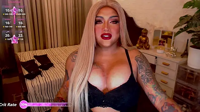 Snapshot of TiffanyWolf chatting on 10/11/25, 10:36 TiffanyWolf online show from 10/11/25, 10:36