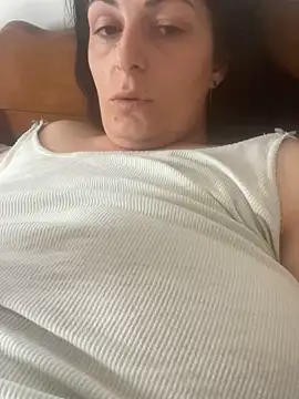 Snapshot of Mary_Hot_ chatting on 09/24/25, 01:47 Mary Hot online show from 09/24/25, 01:47