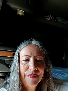 Snapshot of EvaRobinson chatting on 03/20/25, 02:32 EvaRobinson online show from 03/20/25, 02:32