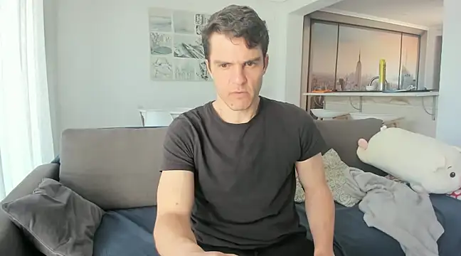 Snapshot of HeteroOli chatting on 02/11/25, 10:48 HeteroOli online show from 02/11/25, 10:48