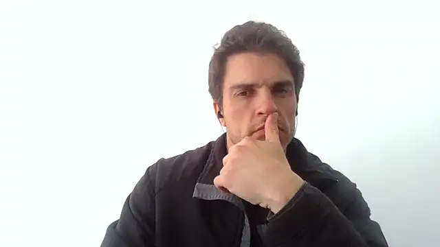 Snapshot of HeteroOli chatting on 11/25/25, 12:27 HeteroOli online show from 11/25/25, 12:27