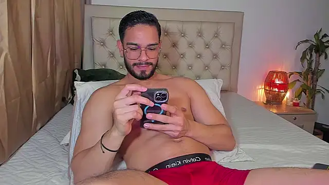 Snapshot of Josseph1_ chatting on 02/11/25, 02:03 Josseph1 online show from 02/11/25, 02:03