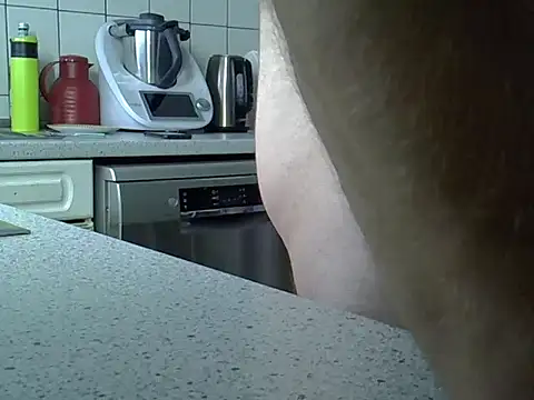 Snapshot of dragon77chelsi chatting on 09/14/25, 06:56 dragon77chelsi online show from 09/14/25, 06:56