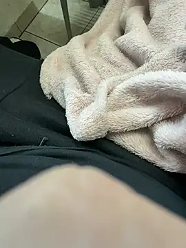 buri232 online show from 03/03/25, 08:05