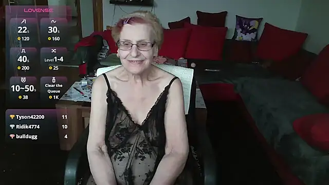 Snapshot of HeisseomaOriginal chatting on 01/14/25, 11:31 HeisseomaOriginal online show from 01/14/25, 11:31