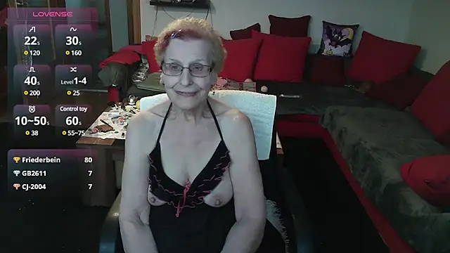 Snapshot of HeisseomaOriginal chatting on 01/16/25, 11:15 HeisseomaOriginal online show from 01/16/25, 11:15