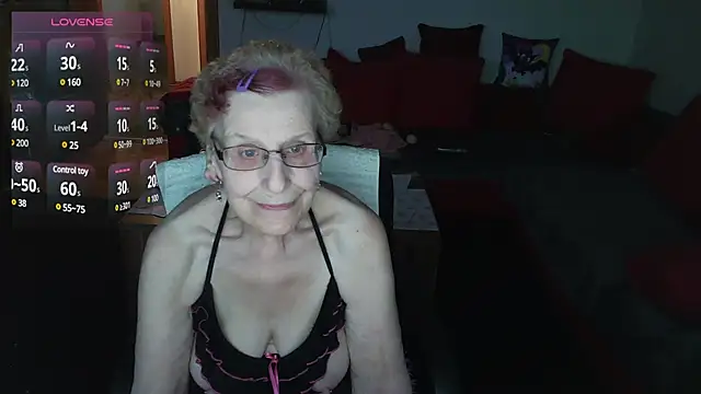 Snapshot of HeisseomaOriginal chatting on 01/19/25, 08:07 HeisseomaOriginal online show from 01/19/25, 08:07