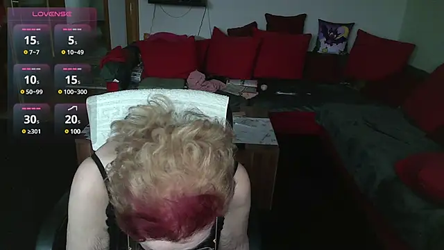 Snapshot of HeisseomaOriginal chatting on 01/30/25, 10:50 HeisseomaOriginal online show from 01/30/25, 10:50