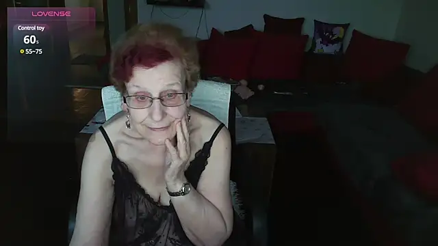 Snapshot of HeisseomaOriginal chatting on 02/06/25, 08:18 HeisseomaOriginal online show from 02/06/25, 08:18