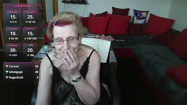 Snapshot of HeisseomaOriginal chatting on 02/12/25, 11:40 HeisseomaOriginal online show from 02/12/25, 11:40