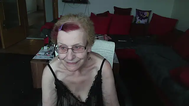 Snapshot of HeisseomaOriginal chatting on 02/21/25, 08:07 HeisseomaOriginal online show from 02/21/25, 08:07