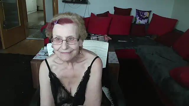 Snapshot of HeisseomaOriginal chatting on 02/21/25, 02:16 HeisseomaOriginal online show from 02/21/25, 02:16