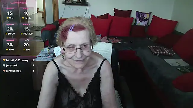 Snapshot of HeisseomaOriginal chatting on 02/26/25, 02:36 HeisseomaOriginal online show from 02/26/25, 02:36