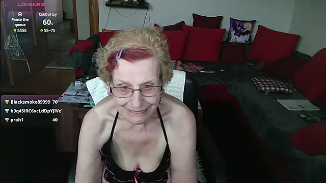 Snapshot of HeisseomaOriginal chatting on 02/27/25, 12:13 HeisseomaOriginal online show from 02/27/25, 12:13