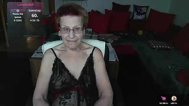 Snapshot of HeisseomaOriginal chatting on 10/19/25, 07:20 HeisseomaOriginal online show from 10/19/25, 07:20