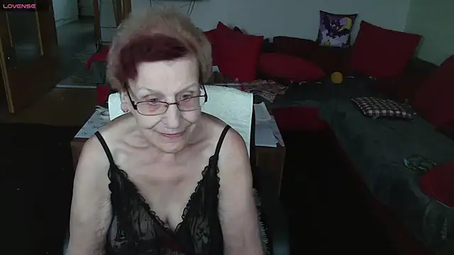 Snapshot of HeisseomaOriginal chatting on 10/26/25, 08:09 HeisseomaOriginal online show from 10/26/25, 08:09