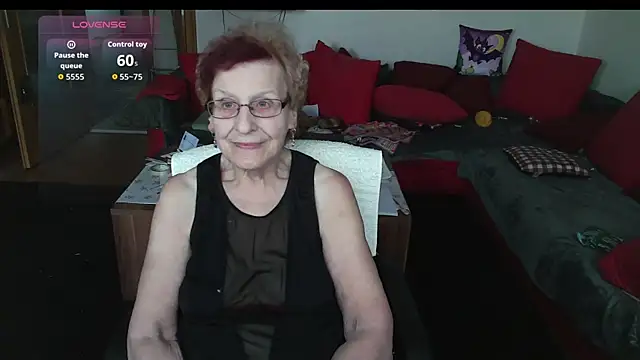 Snapshot of HeisseomaOriginal chatting on 10/31/25, 08:26 HeisseomaOriginal online show from 10/31/25, 08:26