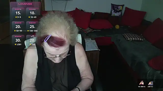 Snapshot of HeisseomaOriginal chatting on 11/16/25, 08:20 HeisseomaOriginal online show from 11/16/25, 08:20