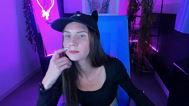 GrayceWild online show from 09/12/25, 11:43