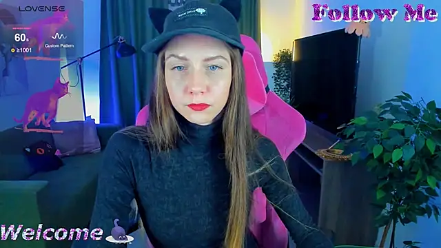 GrayceWild online show from 11/04/25, 11:31