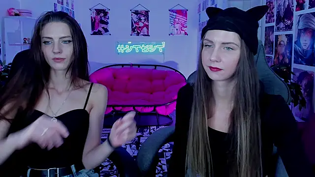 GrayceWild online show from 11/10/25, 11:20