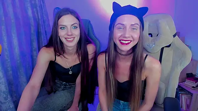 GrayceWild online show from 11/11/25, 11:32