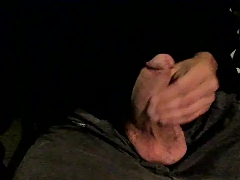 Snapshot of 20cmydick chatting on 01/21/25, 08:54 20cmydick online show from 01/21/25, 08:54