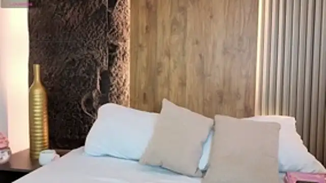 abby miller26 online show from 10/31/25, 12:28