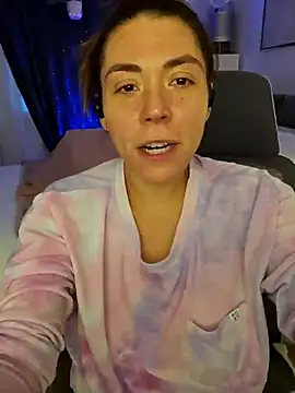 Snapshot of Ellie-L-Elizabeth chatting on 12/11/24, 12:55 Ellie-L-Elizabeth online show from 12/11/24, 12:55