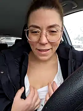 Snapshot of Ellie-L-Elizabeth chatting on 01/16/25, 02:19 Ellie-L-Elizabeth online show from 01/16/25, 02:19