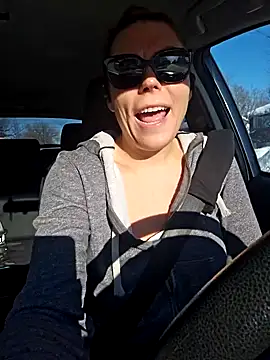 Snapshot of Ellie-L-Elizabeth chatting on 02/05/25, 02:16 Ellie-L-Elizabeth online show from 02/05/25, 02:16