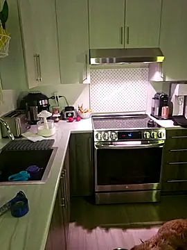 Snapshot of Ellie-L-Elizabeth chatting on 09/14/25, 11:26 Ellie-L-Elizabeth online show from 09/14/25, 11:26