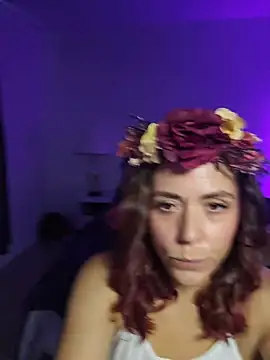 Snapshot of Ellie-L-Elizabeth chatting on 10/22/25, 05:02 Ellie-L-Elizabeth online show from 10/22/25, 05:02