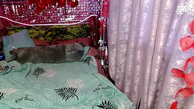 Careys universe online show from 03/06/25, 02:19