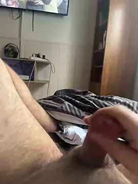 RenaudS-02 online show from 01/17/25, 09:28