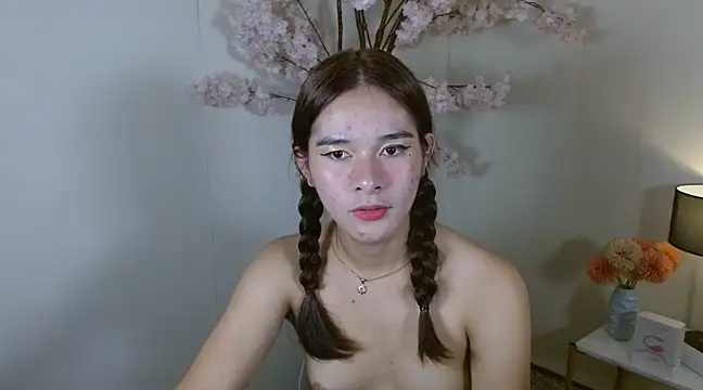 Snapshot of Mimi_Cums chatting on 03/11/25, 04:07 Mimi Cums online show from 03/11/25, 04:07