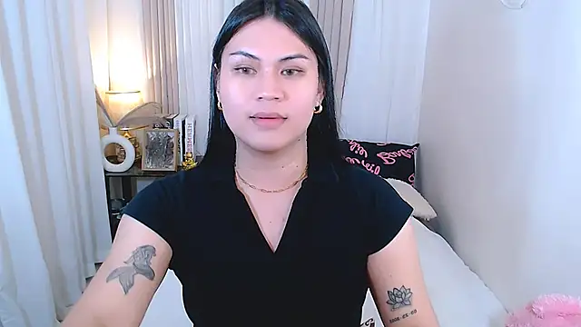 Snapshot of Mimi_Cums chatting on 10/08/25, 04:04 Mimi Cums online show from 10/08/25, 04:04
