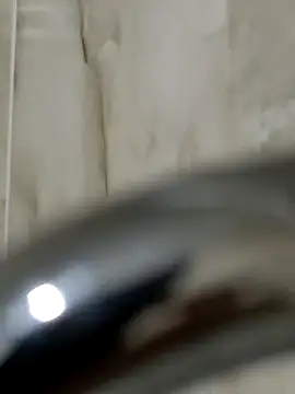 Snapshot of Siyahinci72 chatting on 09/24/25, 06:44 Siyahinci72 online show from 09/24/25, 06:44