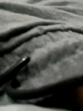 Snapshot of Siyahinci72 chatting on 10/19/25, 04:51 Siyahinci72 online show from 10/19/25, 04:51