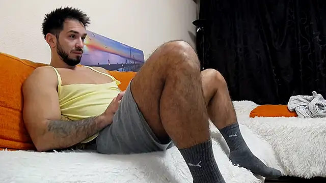 Snapshot of MichaelWills chatting on 11/11/25, 05:46 MichaelWills online show from 11/11/25, 05:46