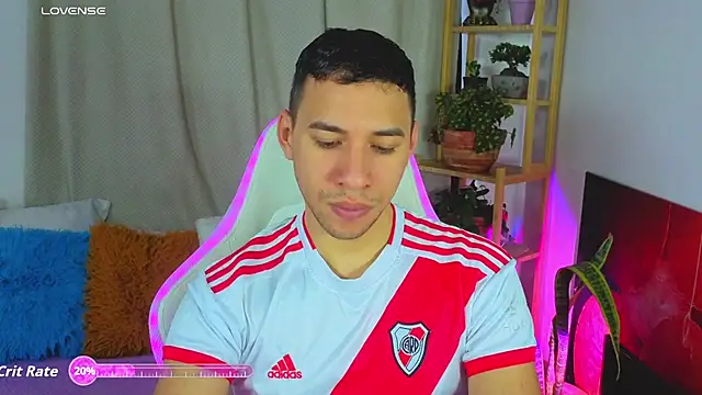 Snapshot of petter_coleman_ chatting on 10/18/25, 04:52 petter coleman online show from 10/18/25, 04:52