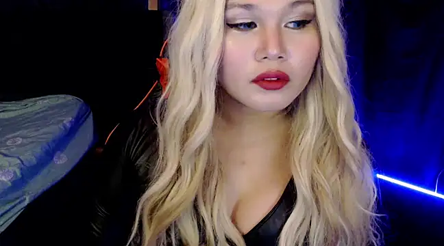 Snapshot of stacey_wills44 chatting on 01/04/25, 01:21 stacey wills44 online show from 01/04/25, 01:21