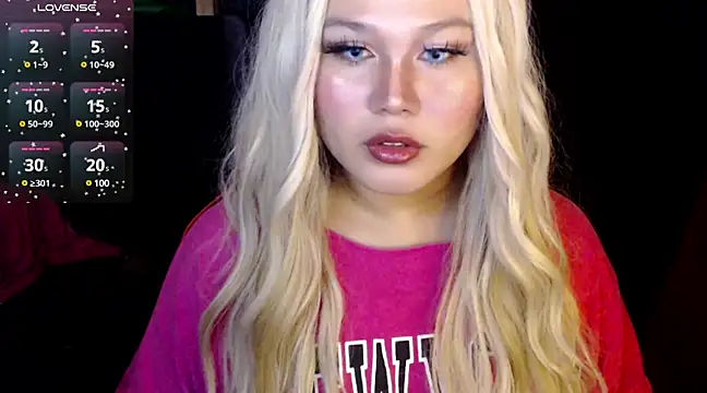 Snapshot of stacey_wills44 chatting on 03/03/25, 08:54 stacey wills44 online show from 03/03/25, 08:54