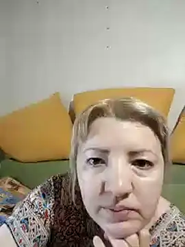 stefanyharper16 online show from 11/04/25, 07:24