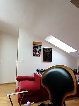 laura dirtyhot online show from 11/10/25, 08:02