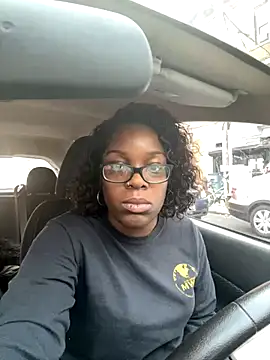 ChocolateBuns101 online show from 12/03/24, 12:49