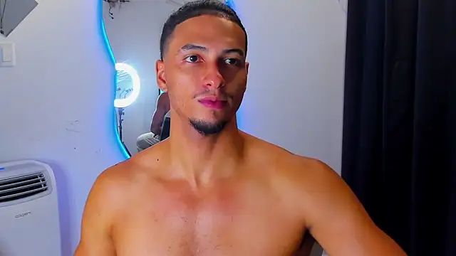 Snapshot of Kris_Khalifa69 chatting on 09/25/25, 12:47 Kris Khalifa69 online show from 09/25/25, 12:47